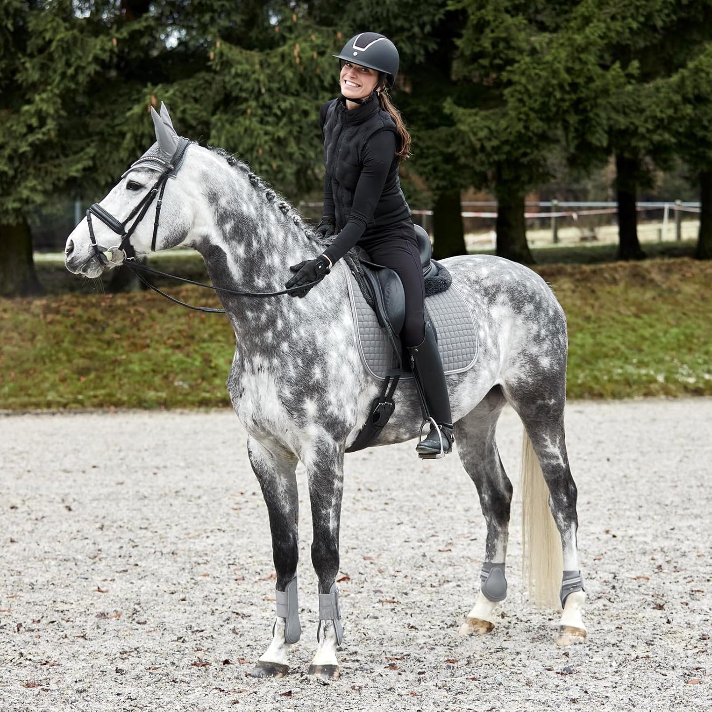 HORZE Adepto Padded All Purpose Quilted Equestrian Saddle Pad for Horses with Two-Tone Trim
